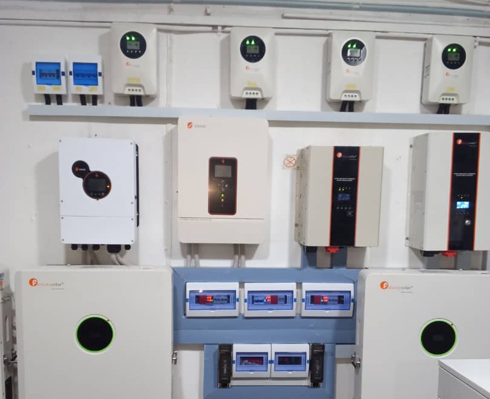 Hybrid inverter, charge controller and lithium battery installation by Visionspec